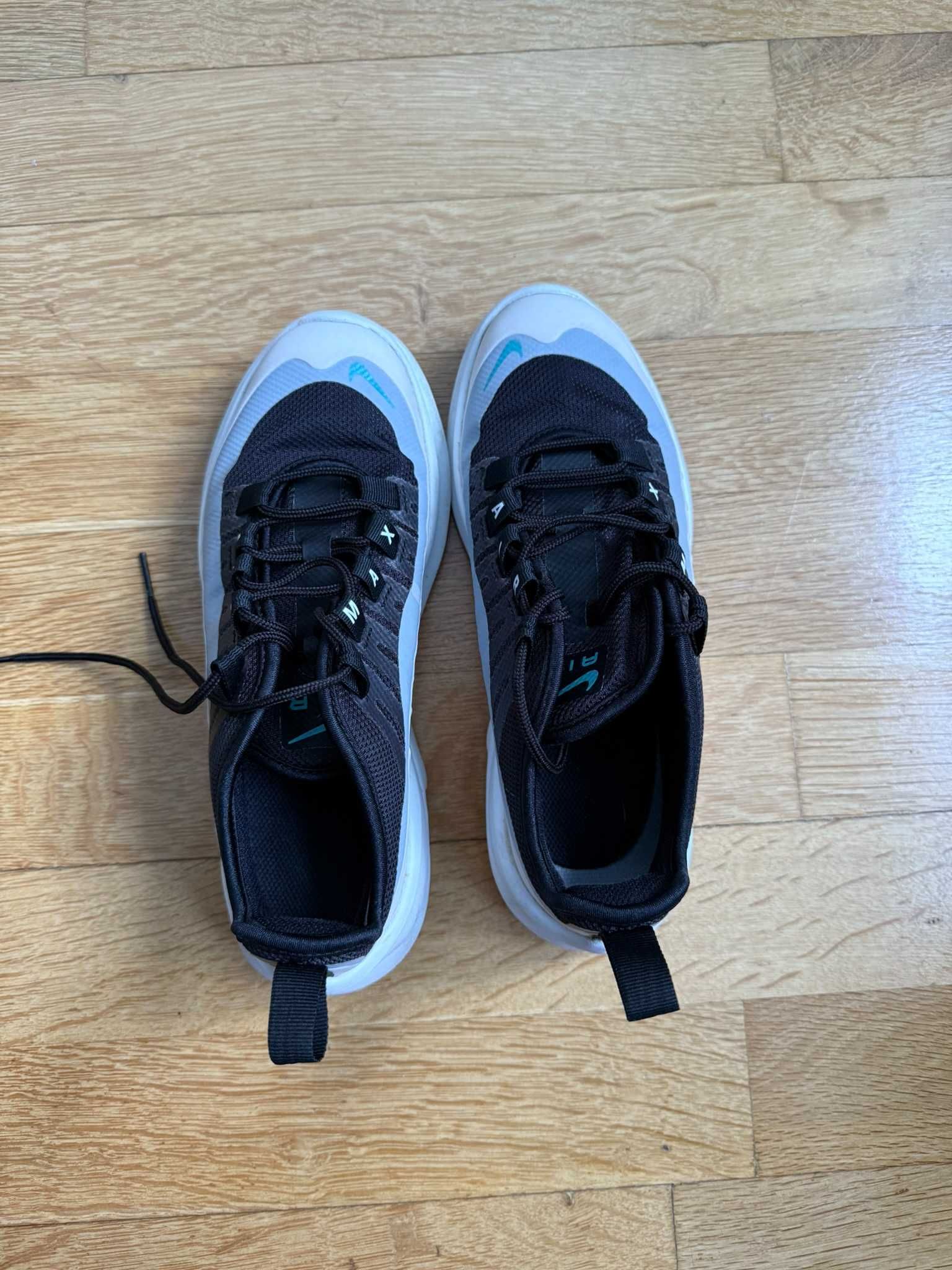 Маратонки Nike Air Max Axis