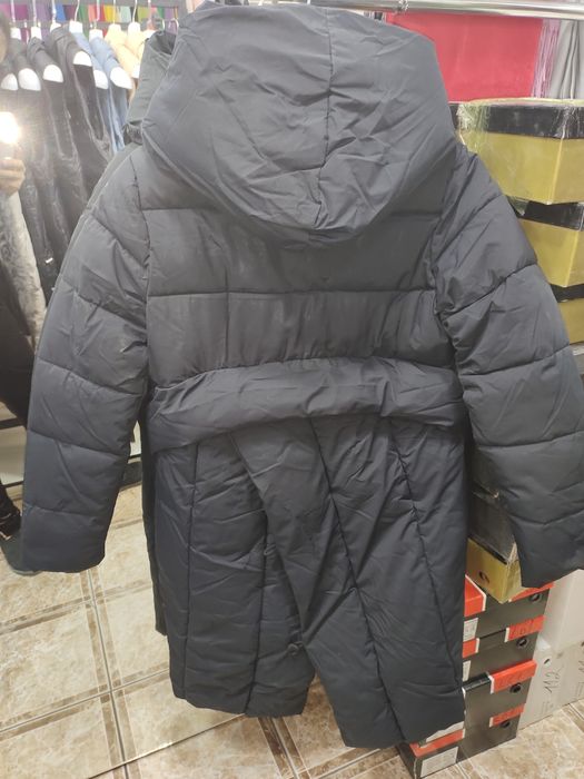 Куртка пуховик теплый с капюшоном модная парка