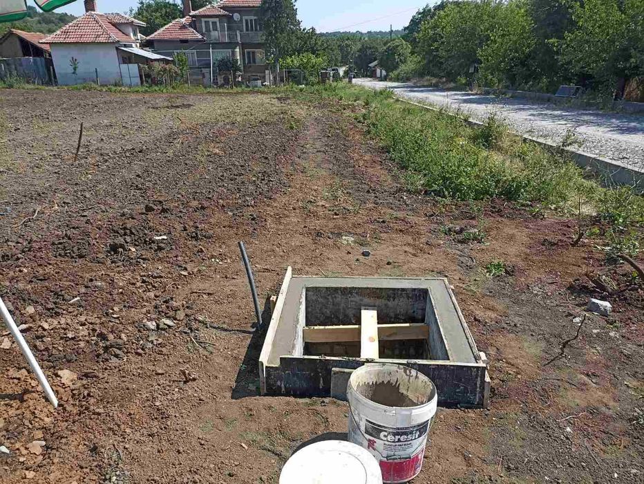 Продава се атрактивен имот (УПИ) - 1240 кв.м. в с. Ерден, обл. Монтана