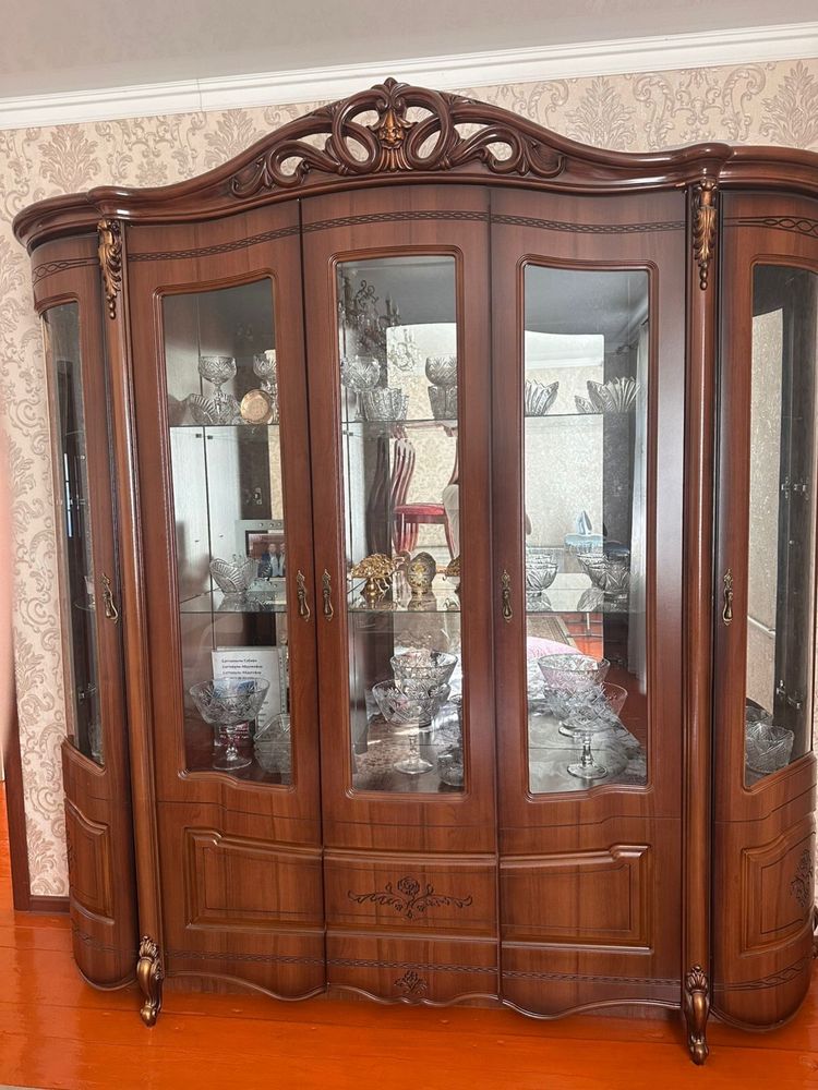 Срочно продам стенку