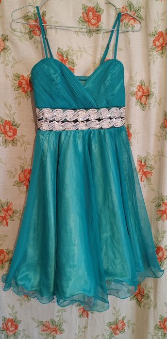 Rochie elegantă pentru evenimente