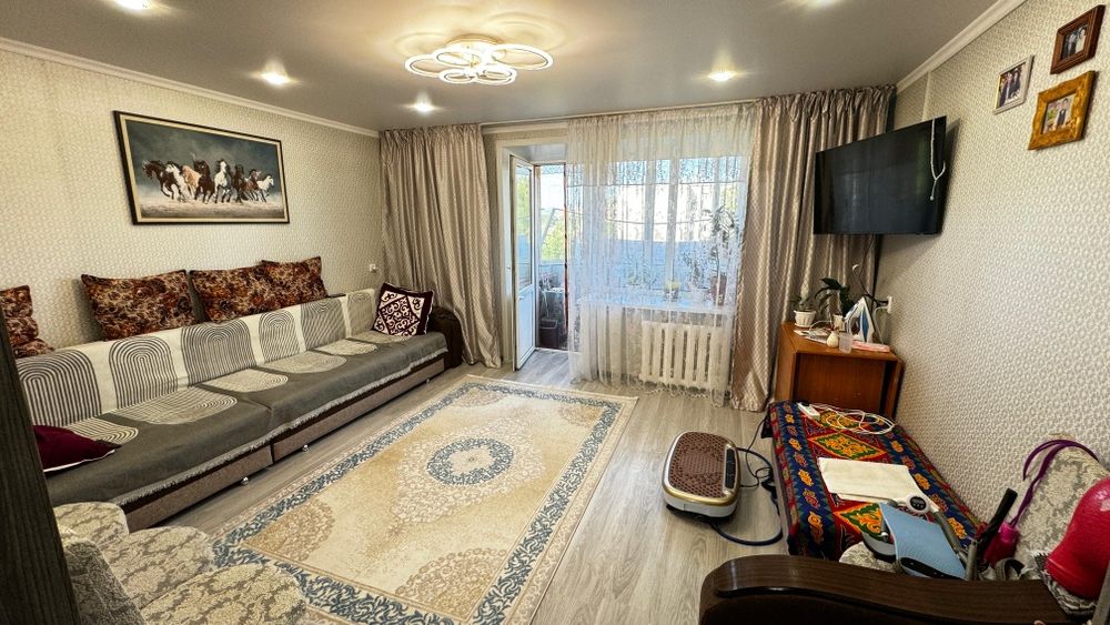 Продам 2х ком кв.7район Абая71/1