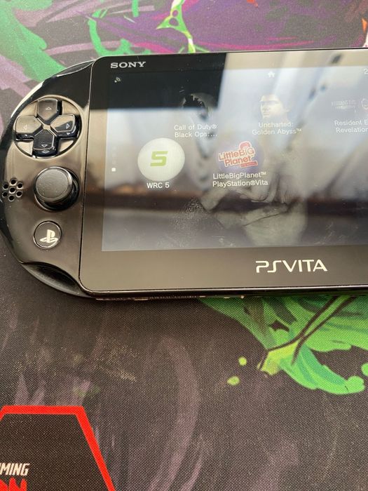 PS Vita Modat + Carcasă