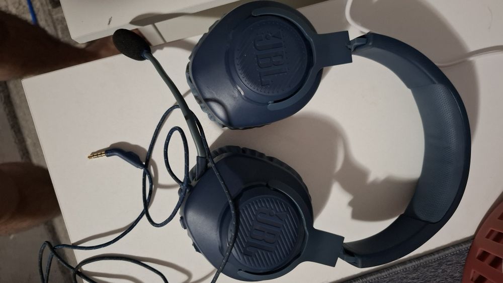 Игровые наушники JBL Quantum 100