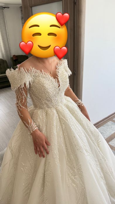 Vând rochie de mireasă