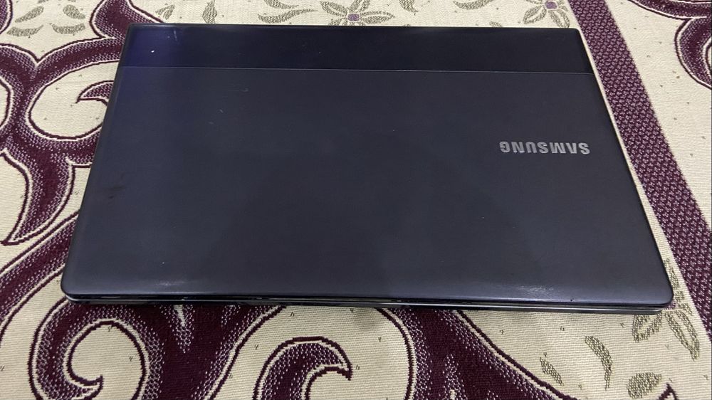 Продается Samsumg np 300