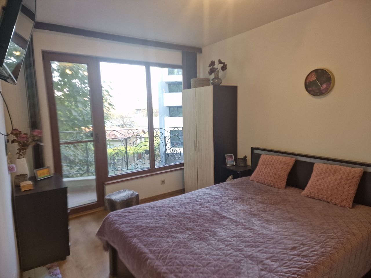 Продава се Тристаен апартамент в Пловдив, Христо Смирненски - 82 кв.м за 1769 €/кв.м - Снимка #11