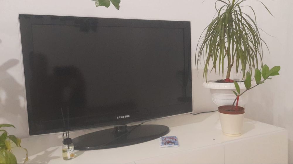 Самсунг телевизор