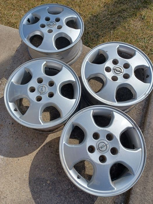 Vand 4 jante din aliaj Opel