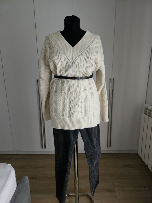 Set pulover + blugi + curea