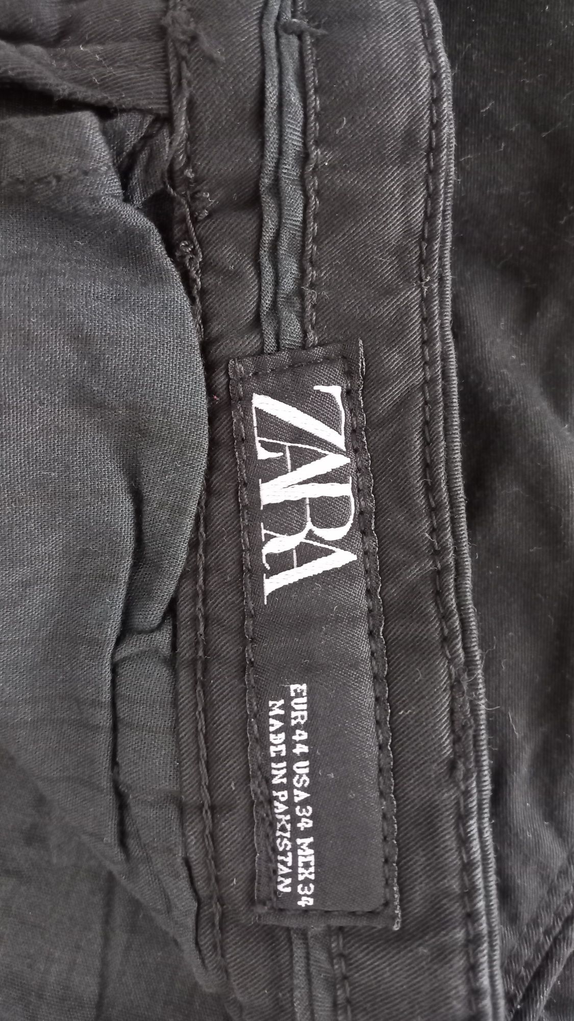 Pantaloni Zara noi