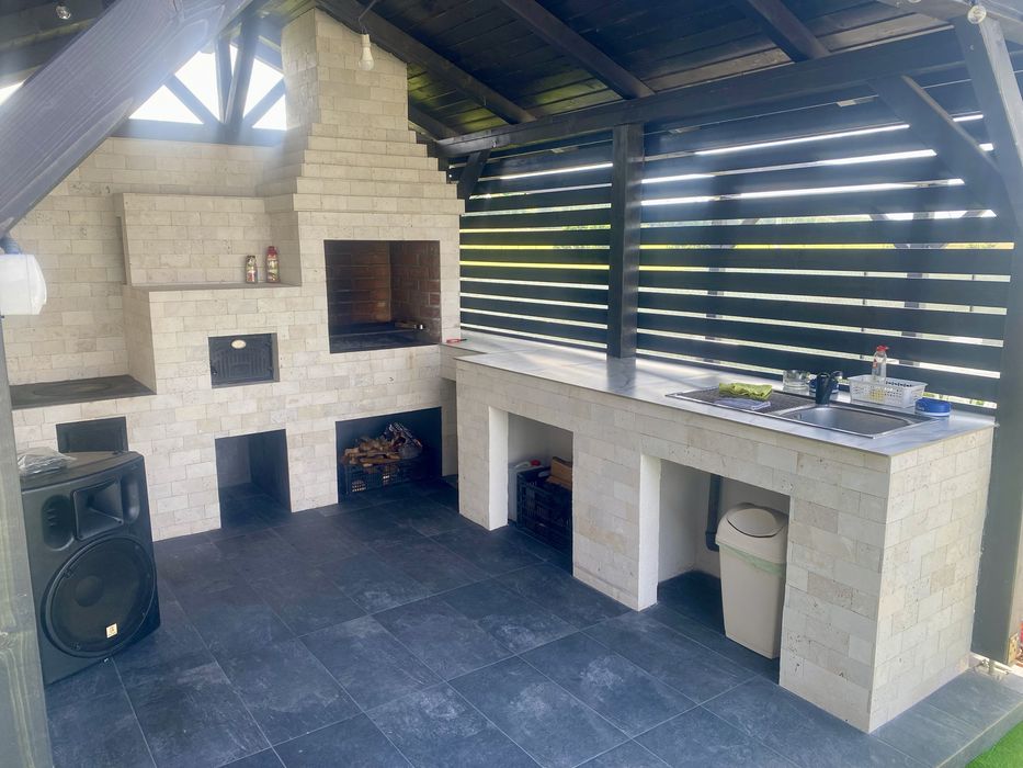 Cazare-Pensiunea Casa Amza Blaja ***