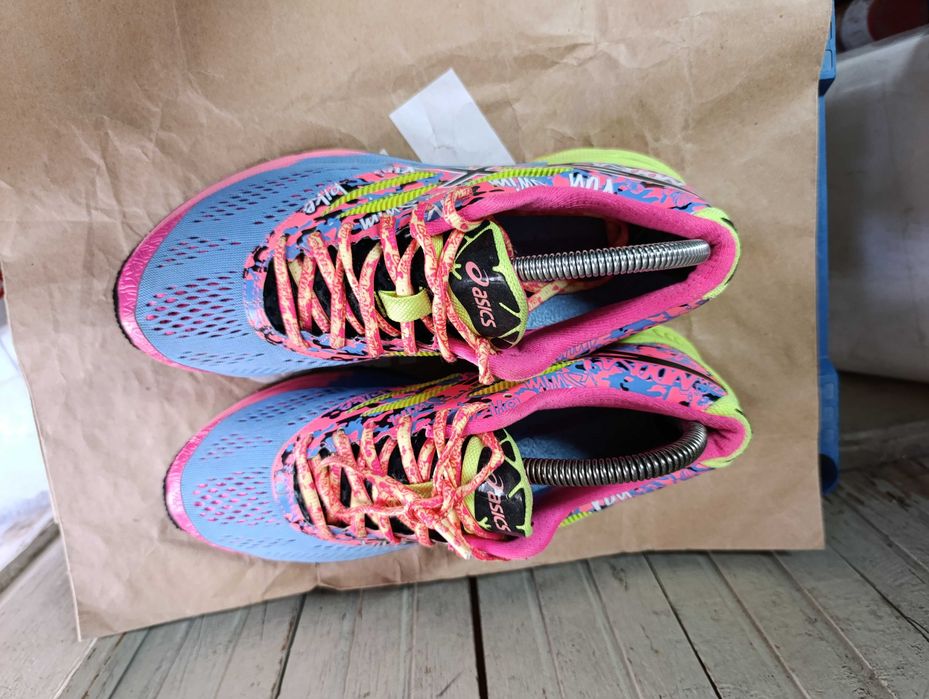 ''ASICS Gel Noosa Tri 10''оригинални маратонки 41.5 номер