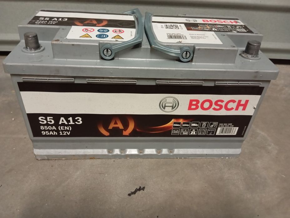 Baterie auto Bosch 95 amperi Agm cu start stop import Germania 2024