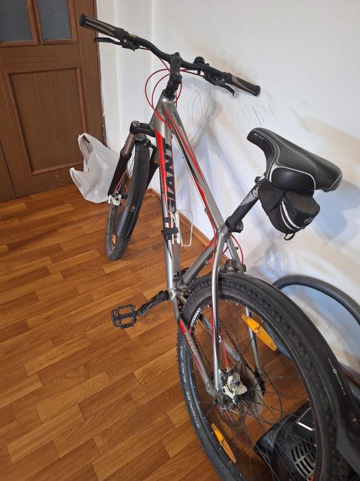 Продам вещи б\у.