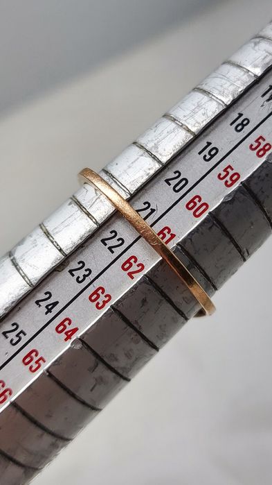 Inel vintage din aur 14K cu rubin – mărimea 61, gramaj 3,23 gr