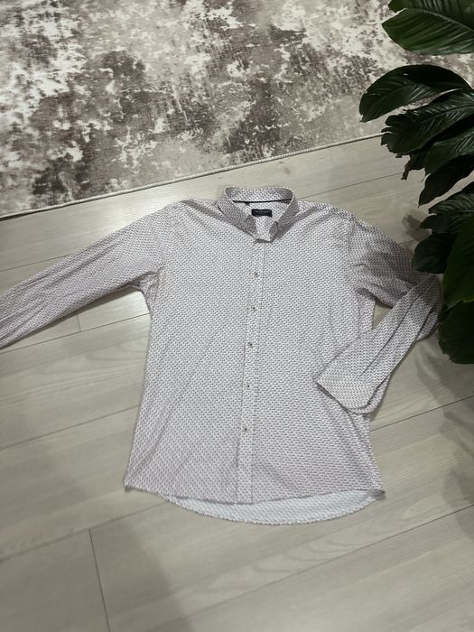 Бяло/червена риза