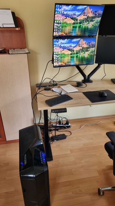 Desktop PC - i5-8600 GeForce GTX 1080 TI Aorus, 4 TB HDD