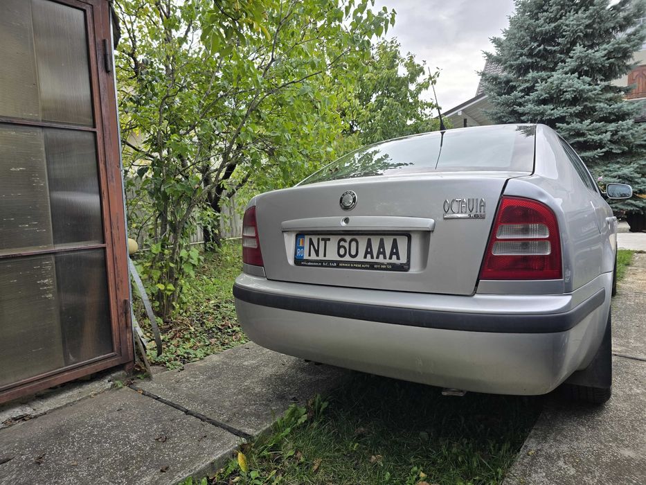Skoda Octavia 1.6i