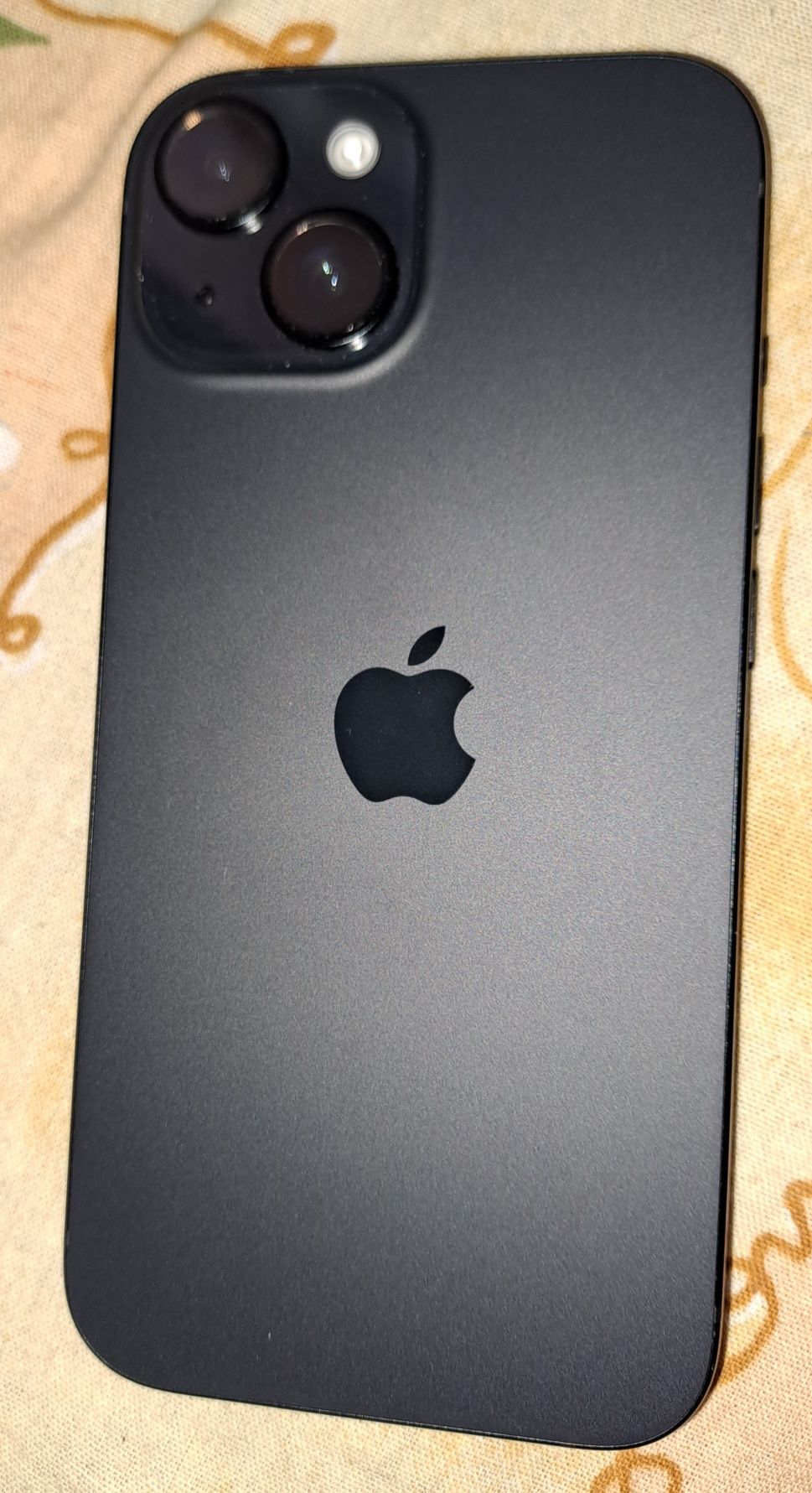 Iphone 15 128gb 6 RAM Чисто нов!
