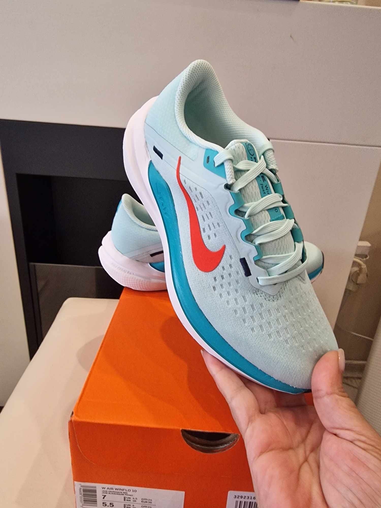 Маратонки Nike 38 номер