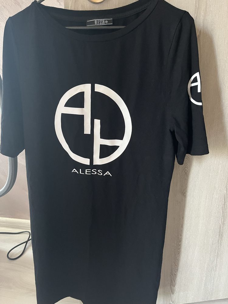 Черна рокля Alessa