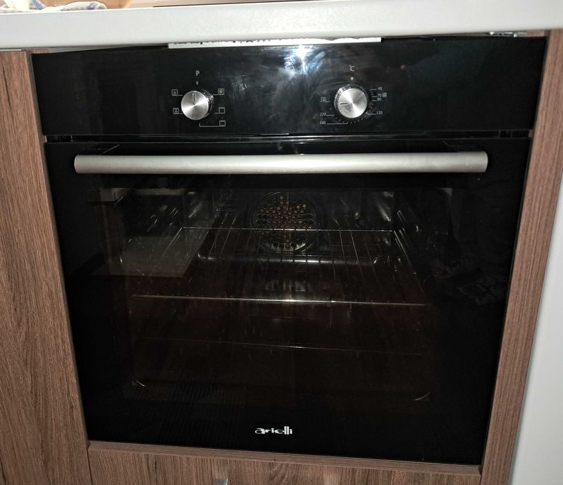 Фурна за вграждане Arielli, Работеща