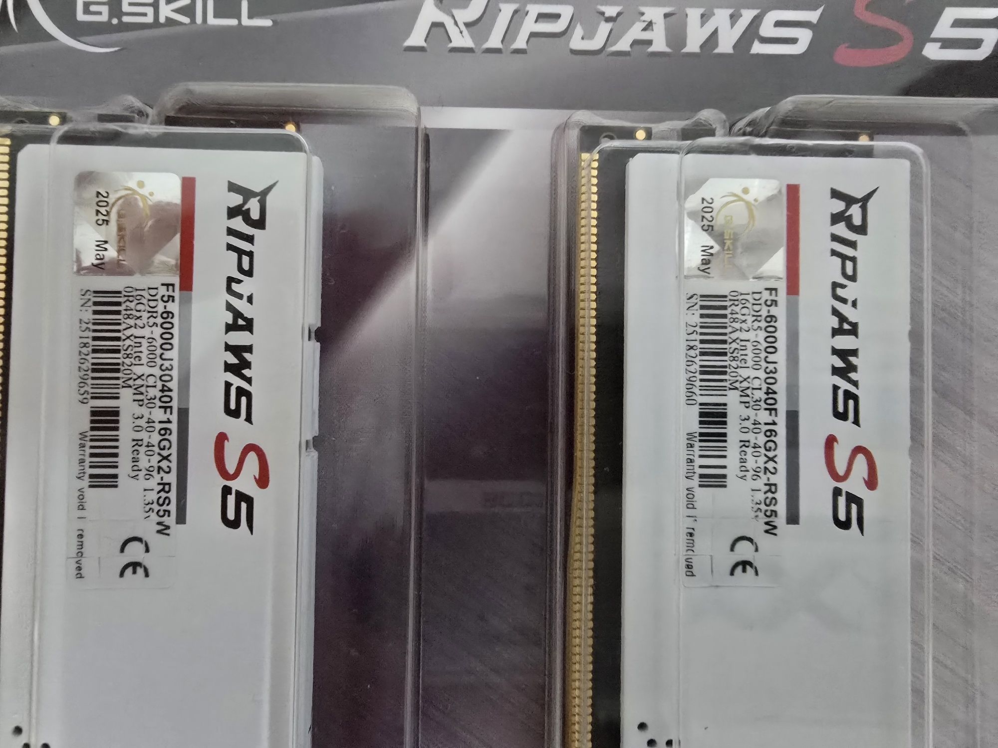 Memorie RAM G.Skill Ripjaws S5 DDR5 32GB 6000MHz CL30 Dual-Kit Alb