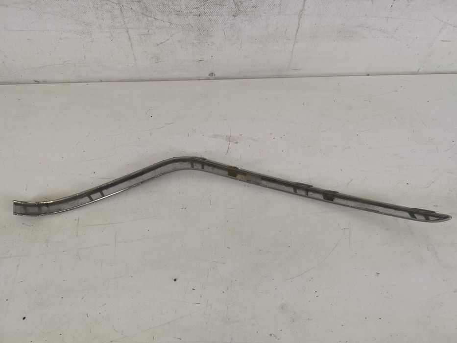 Хромиран орнамент за предна броня ляво Мерцедес-Бенц ГЛС-Клас / Merced