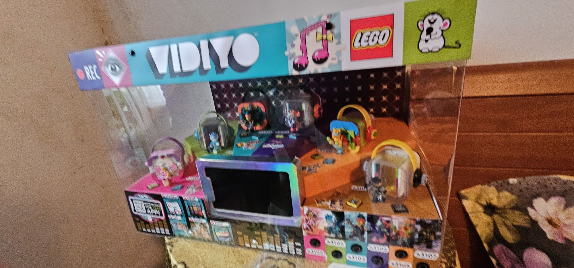 Cutie Lego Vidiyo