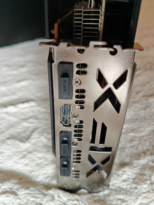 Видеокарта XFX RADEON RX6600XT 8GB