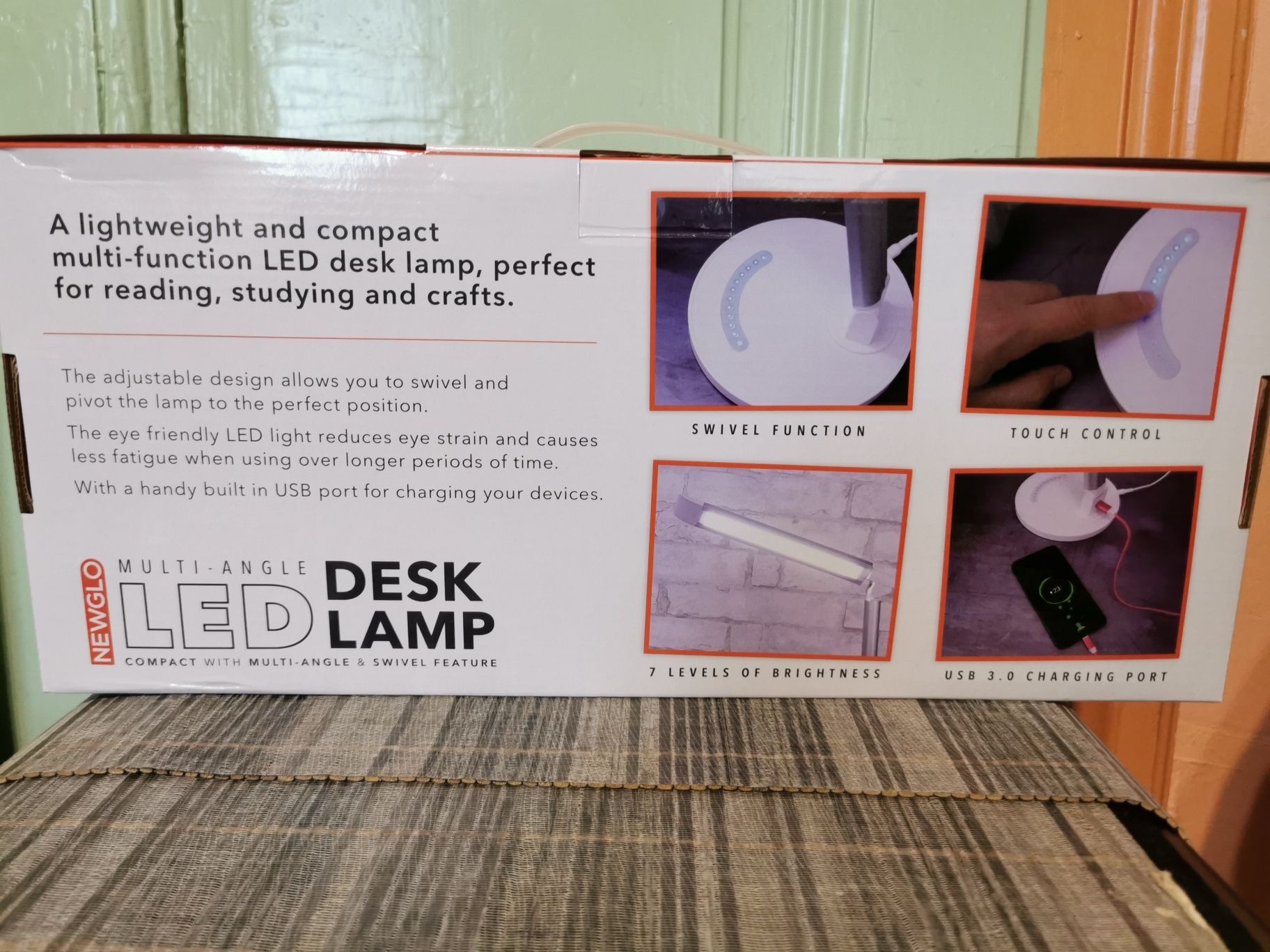 Lampa birou LED cu USB