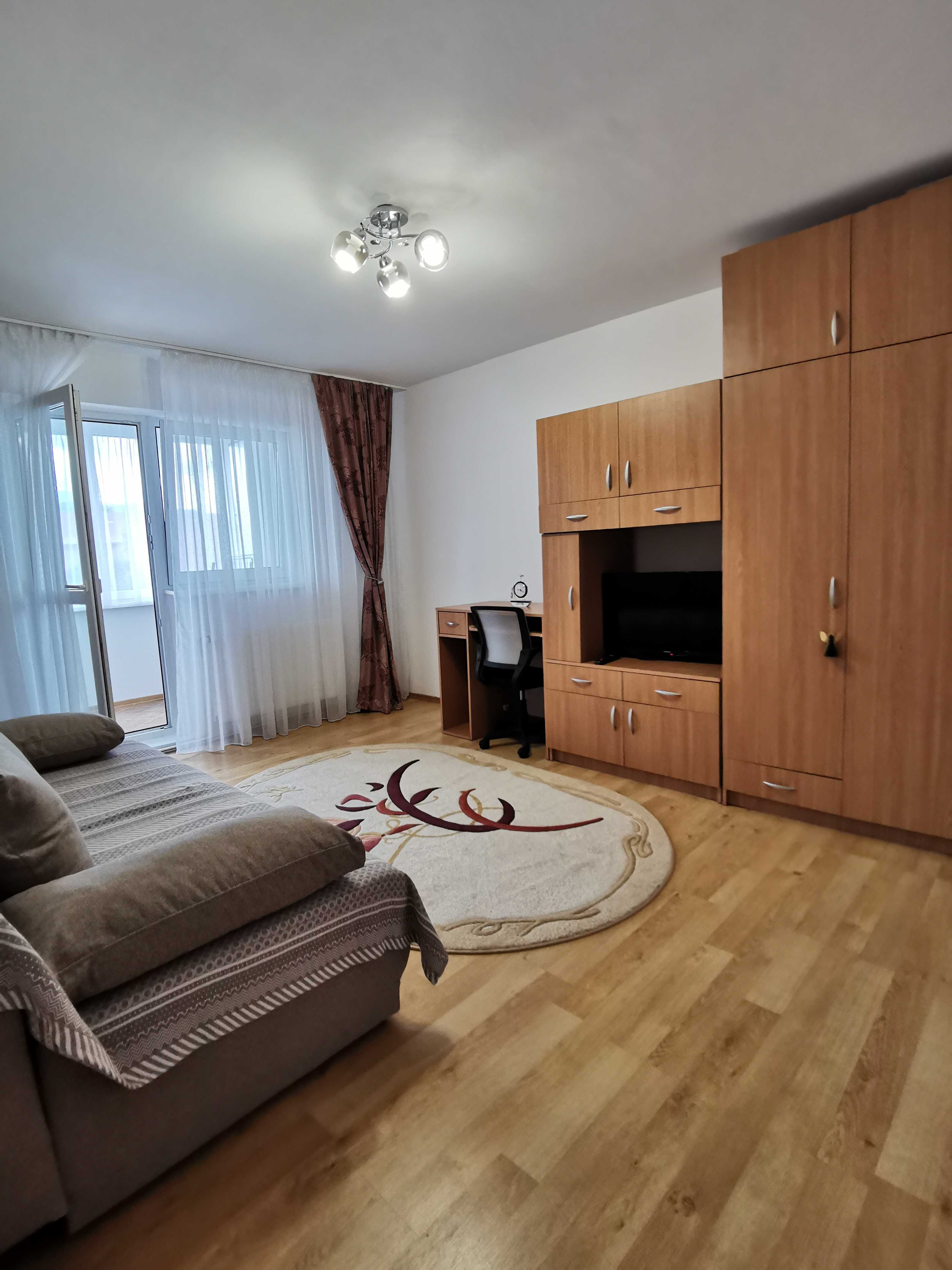 Inchieriez apartament 2 camere