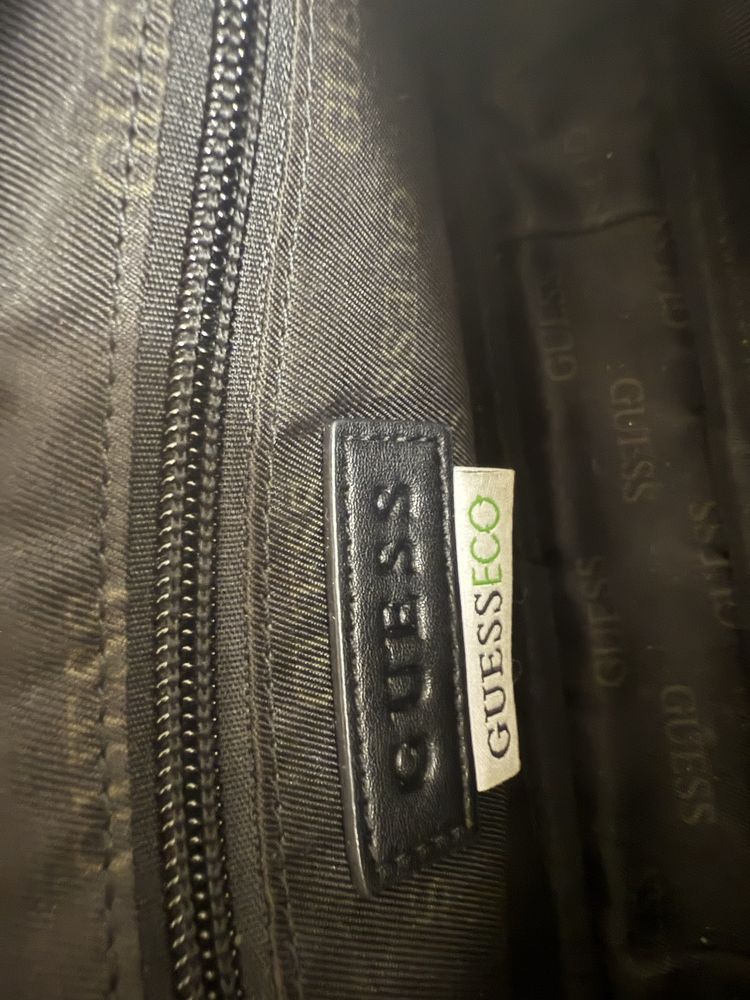 Guess оригинална мъжка чанта тип клъч
