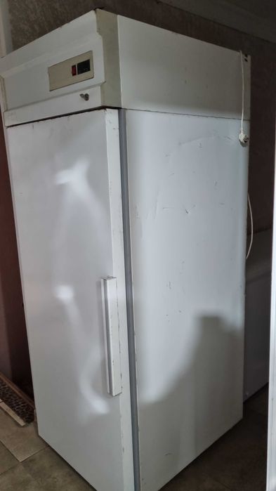 Продам морозильник