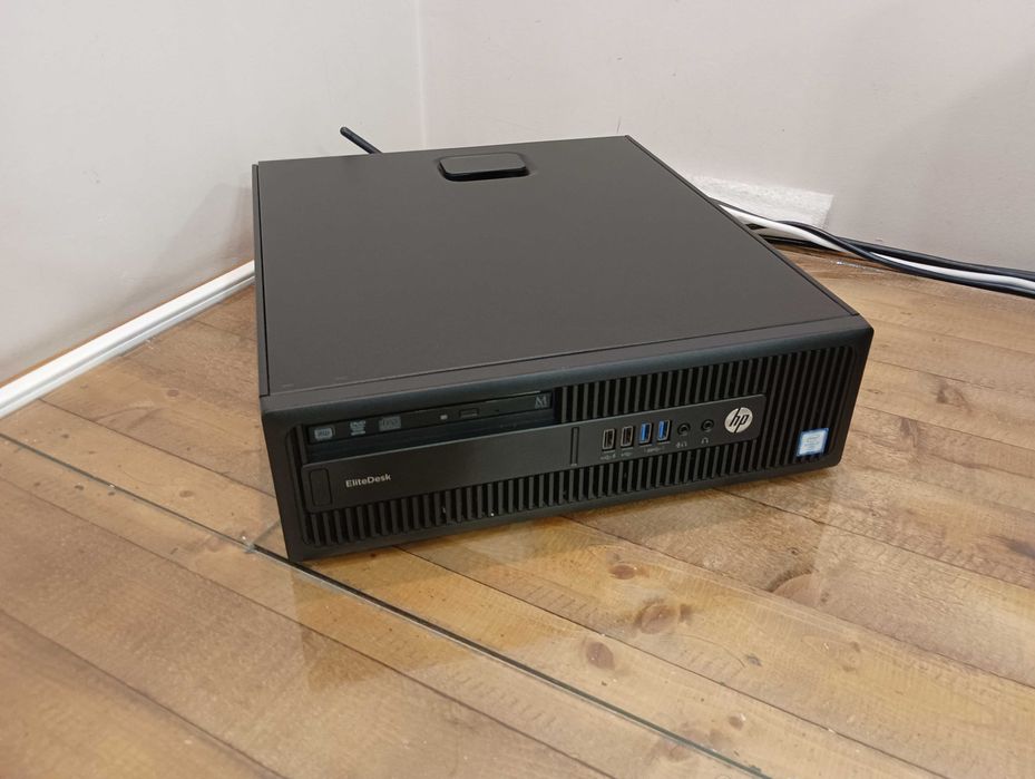 Настолен компютър HP EliteDesk 800G2 SFF - i7 6700