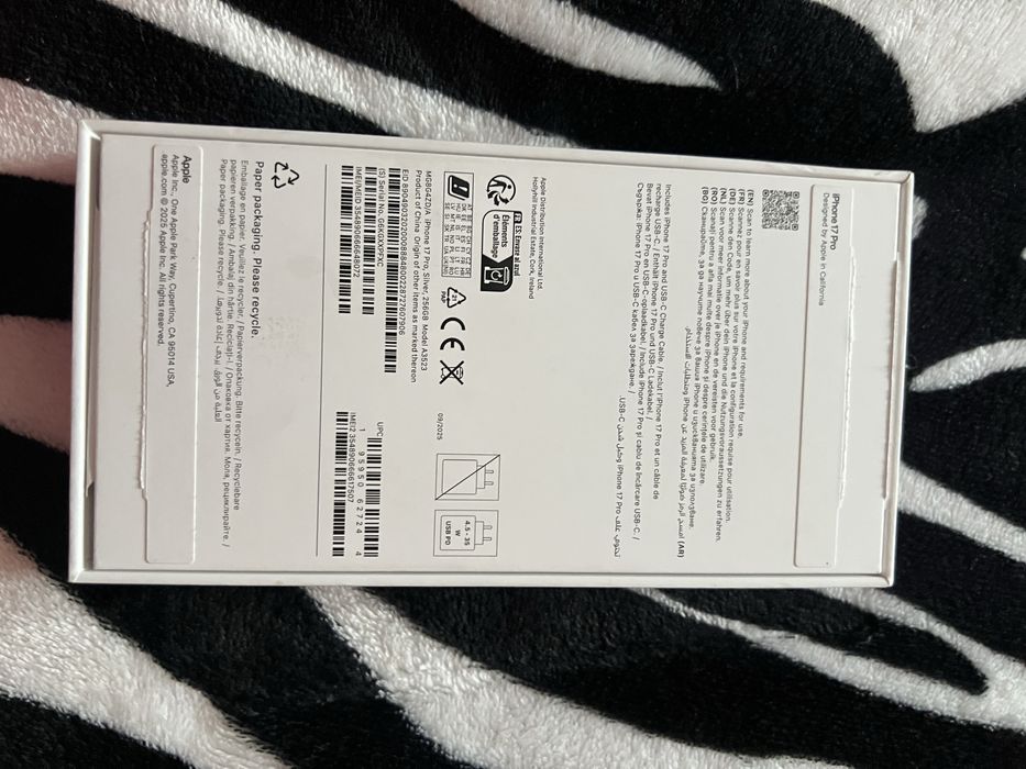 Iphone 17 pro  silver 256GB