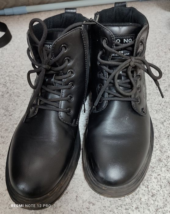 Продам ботинки и куртку демисезон