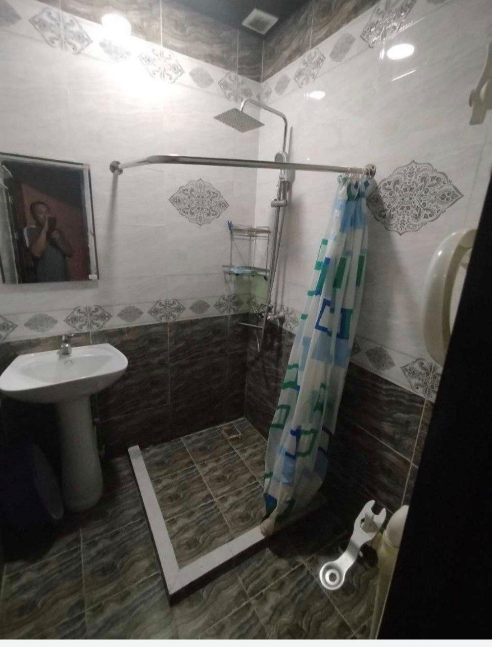Toshkent shahridagi Chilonzor tumani Novza metro yaqinda kvartira bor
