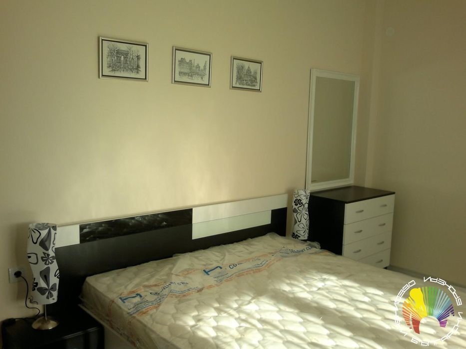 Продава се Тристаен апартамент в Бургас, Славейков - 156 кв.м за 1411 €/кв.м - Снимка #8