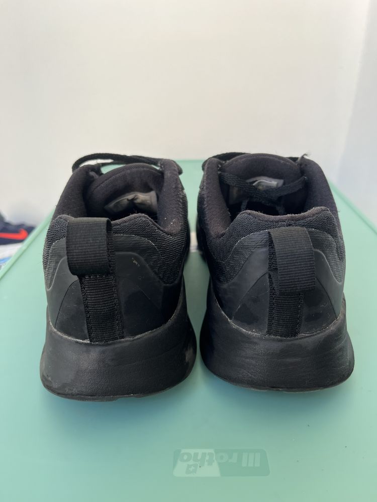 Дамски маратонки Nike