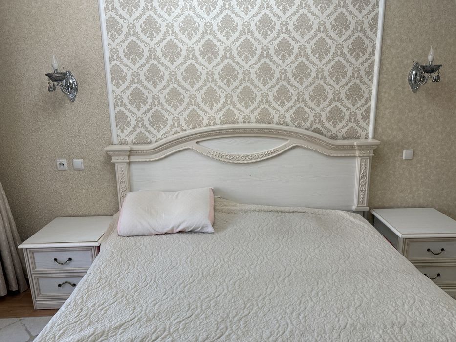 Спальний гарнитур кровать