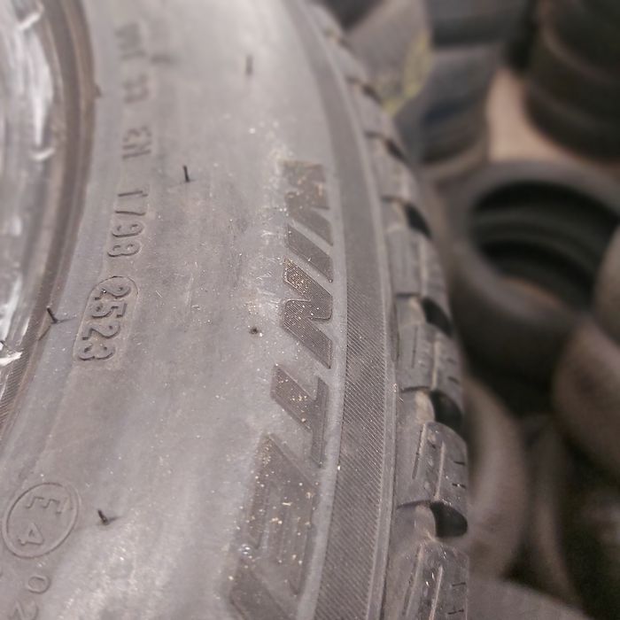 225/55/17" pirelli 1бр.гума дот2023