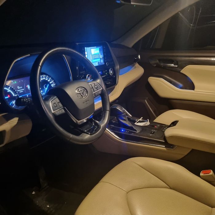 Toyota highlander