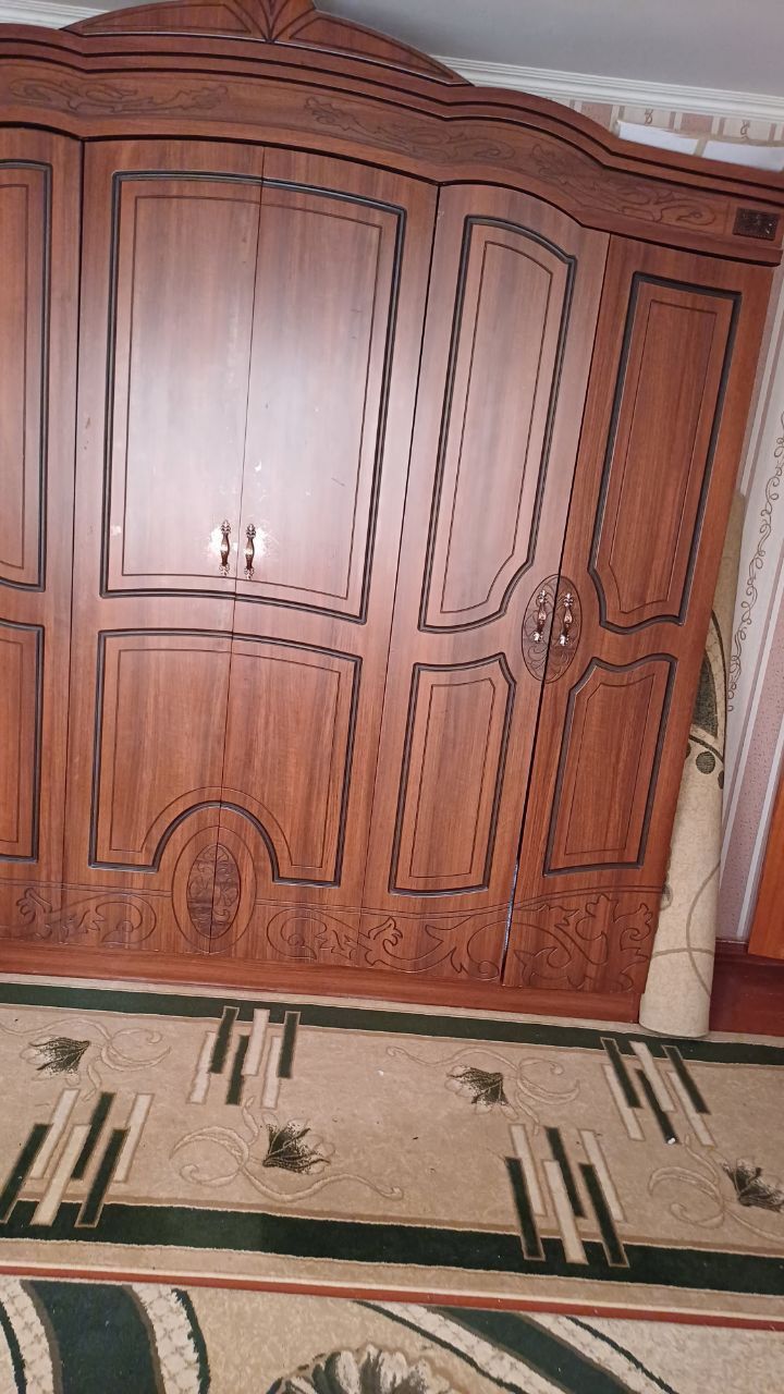Шкаф ва тримол комплект