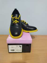 Дамски ежедневни обувки в черен и жълт цвят
