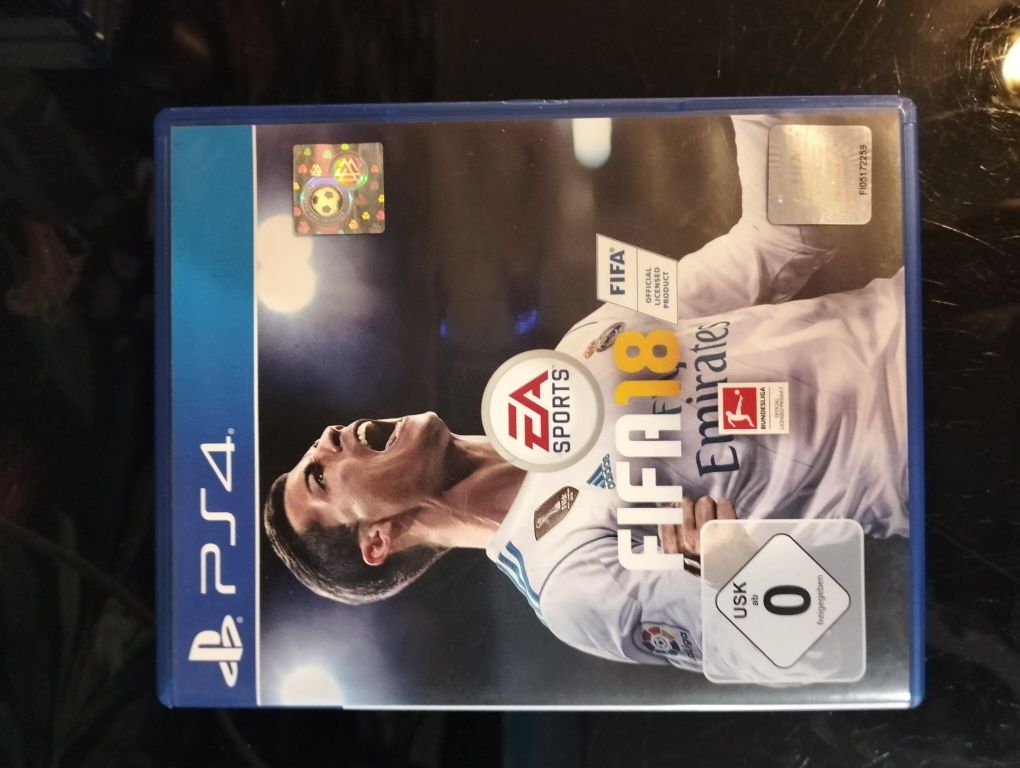 Vând FIFA 18 pt ps4