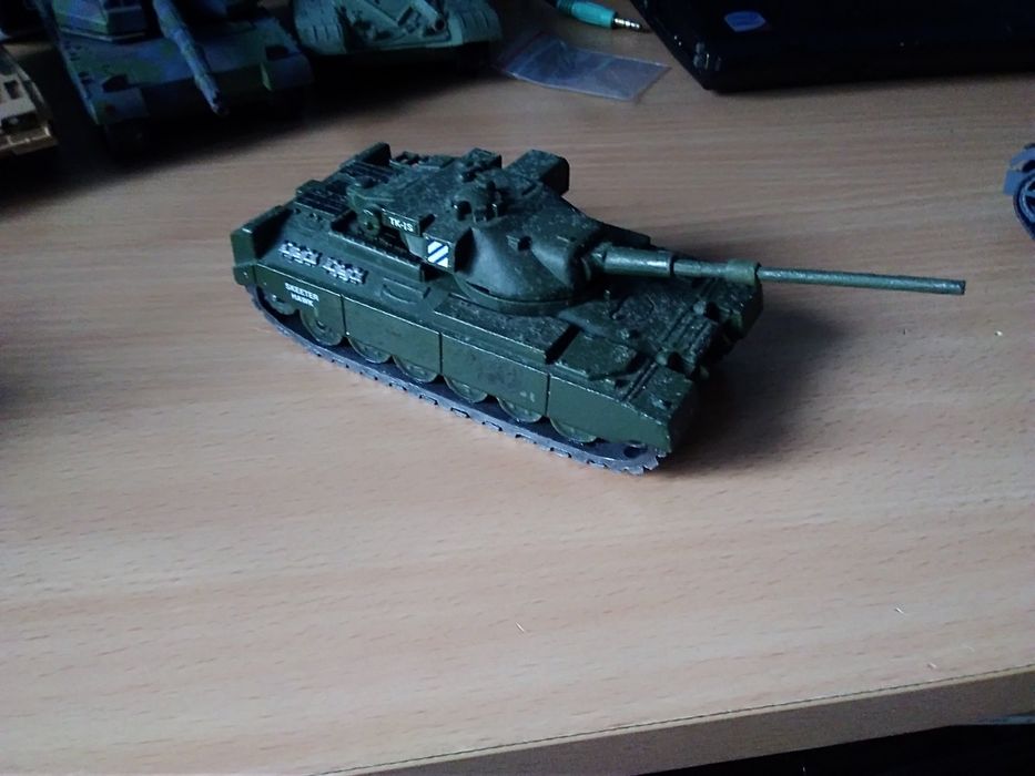 Пластмасови модели на танкове мащаб 1 /43.