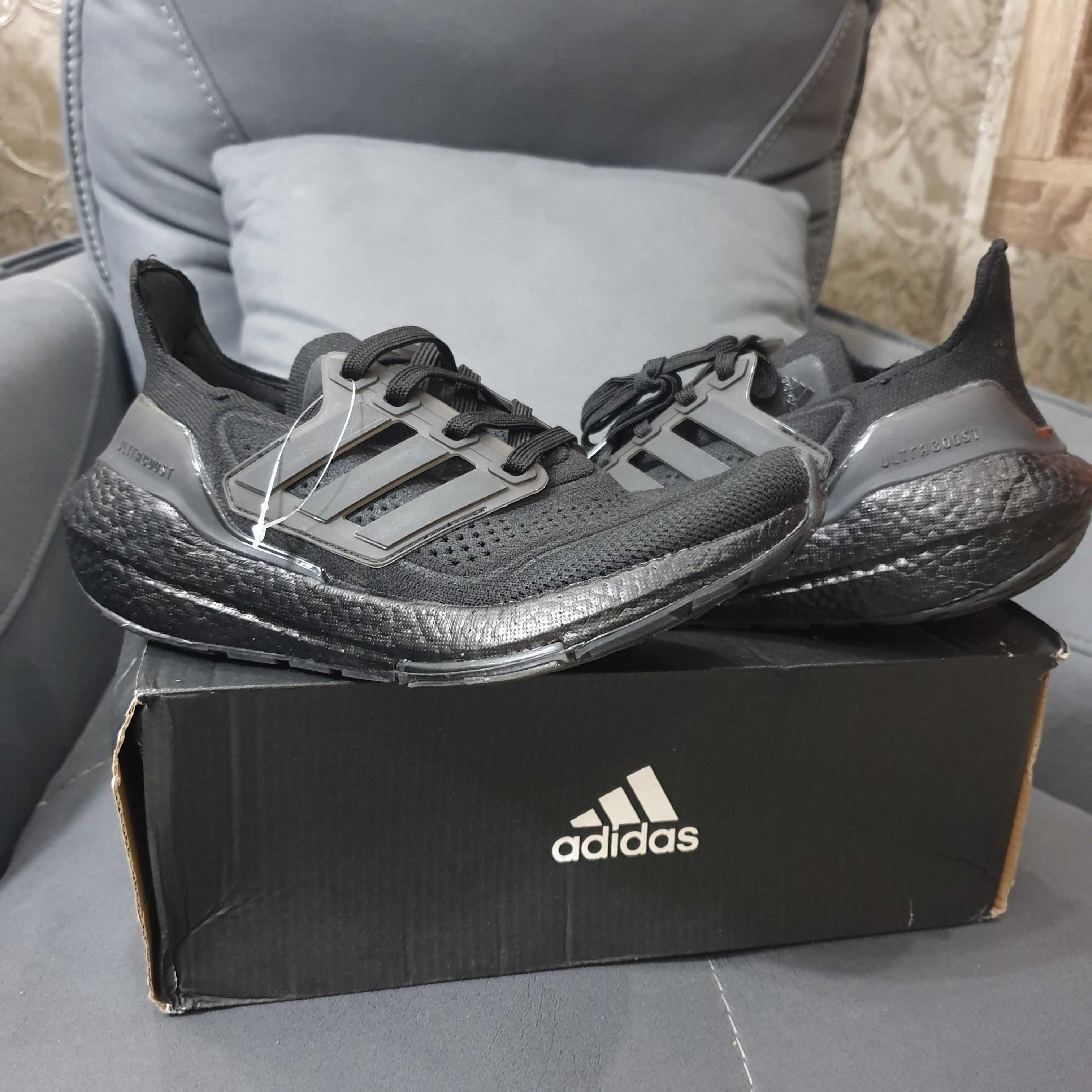 Кроссовки Adidas Ultraboost новые