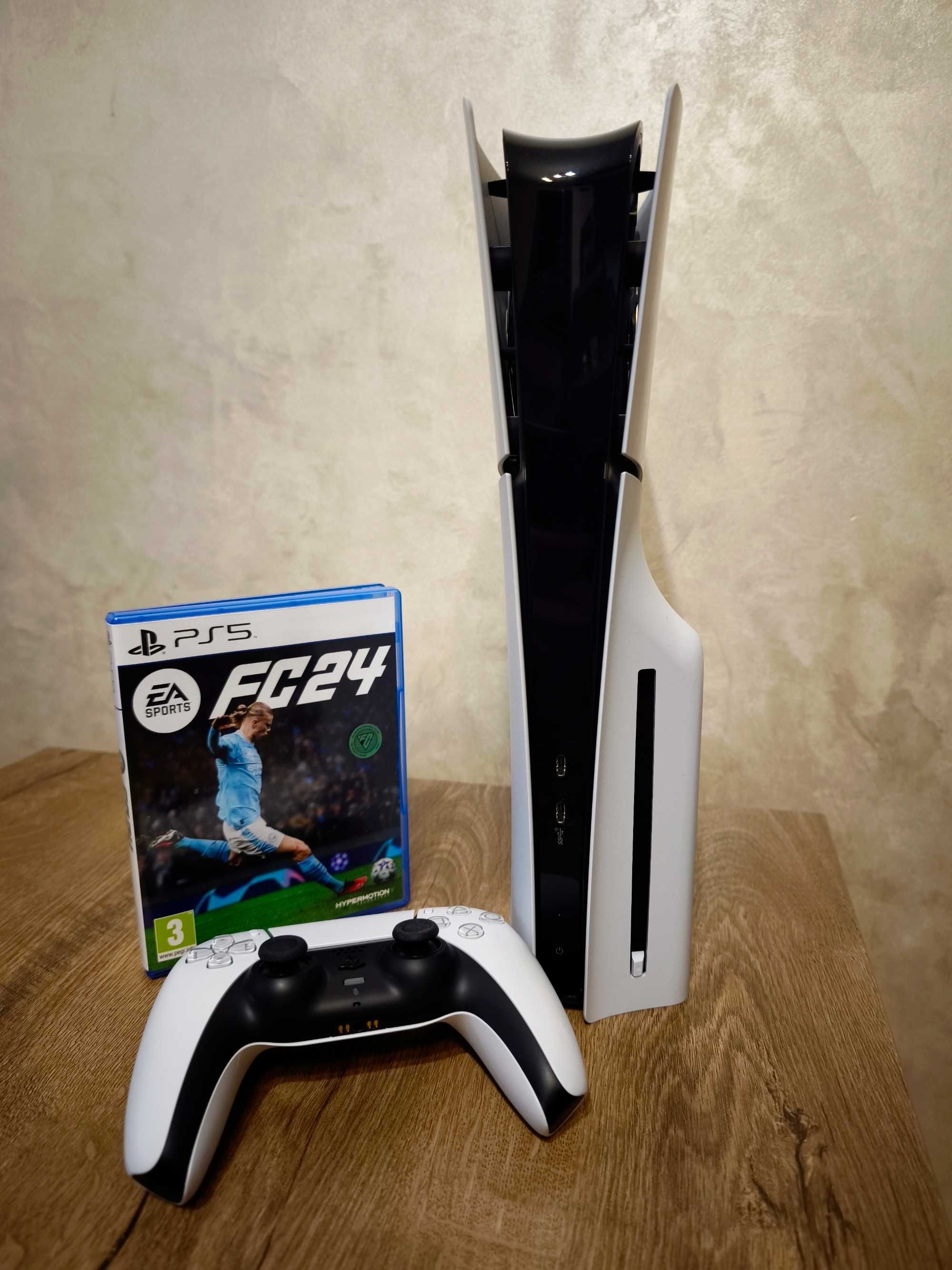 PlayStation 5 Slim Disc Edition + FIFA24 с гаранция